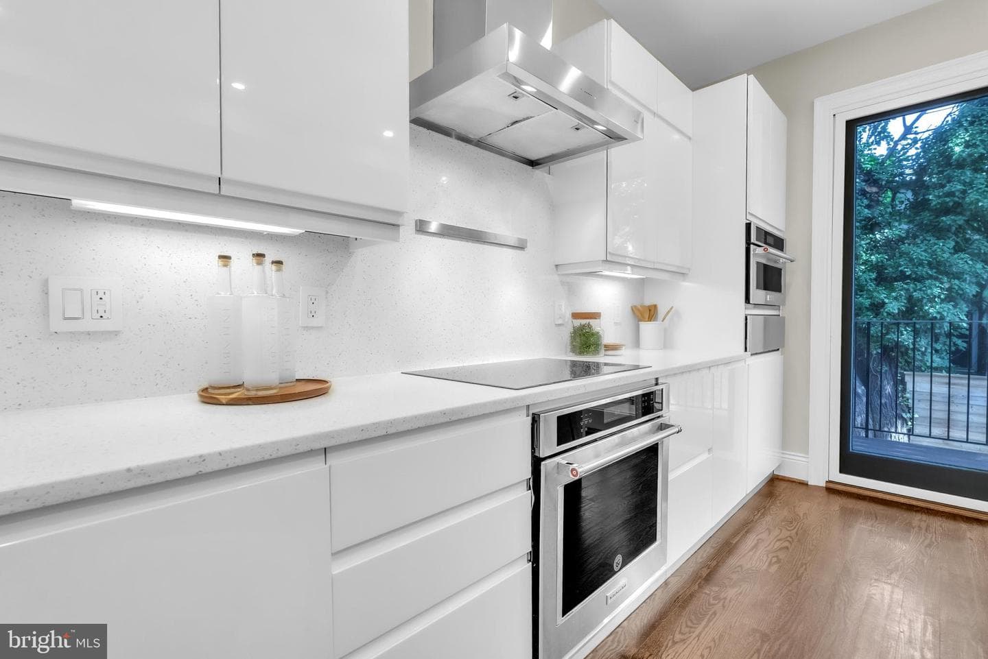 225 R Street NW photo 9