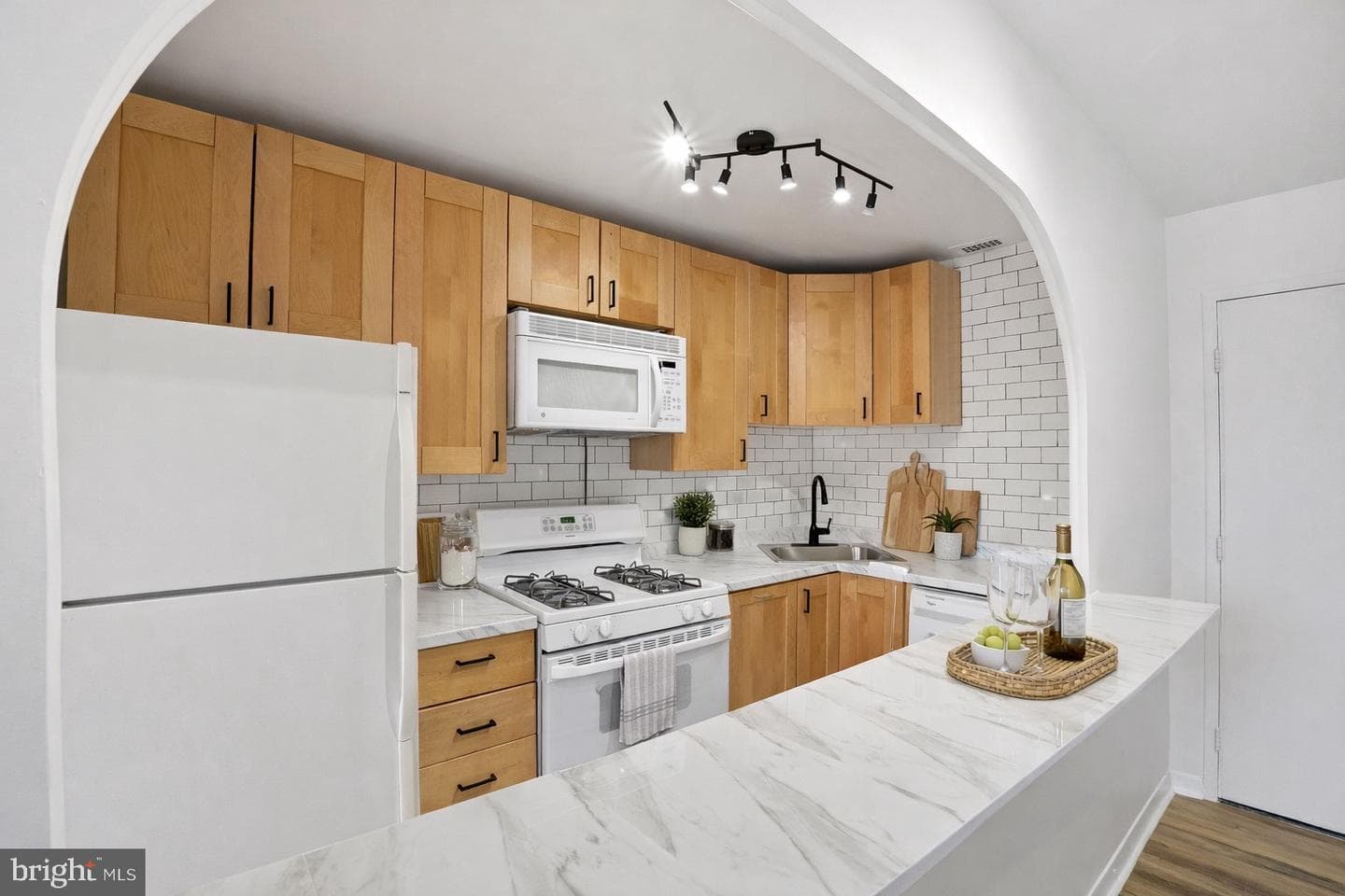 2829 Connecticut Avenue NW #411 photo 3