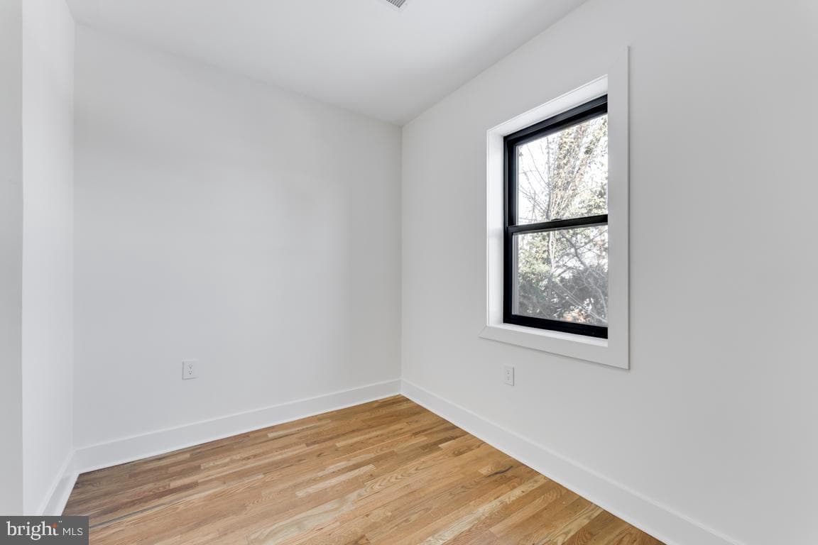 219 Jefferson Street NW photo 21