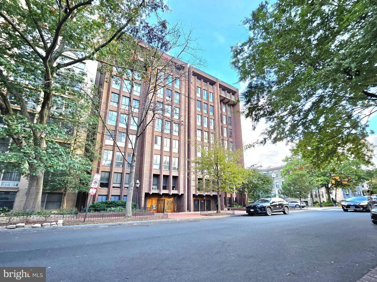 1280 21st Street NW #402 photo 1