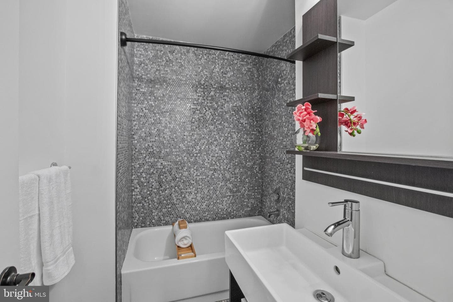 42 Hawthorne Court NE #42 photo 32
