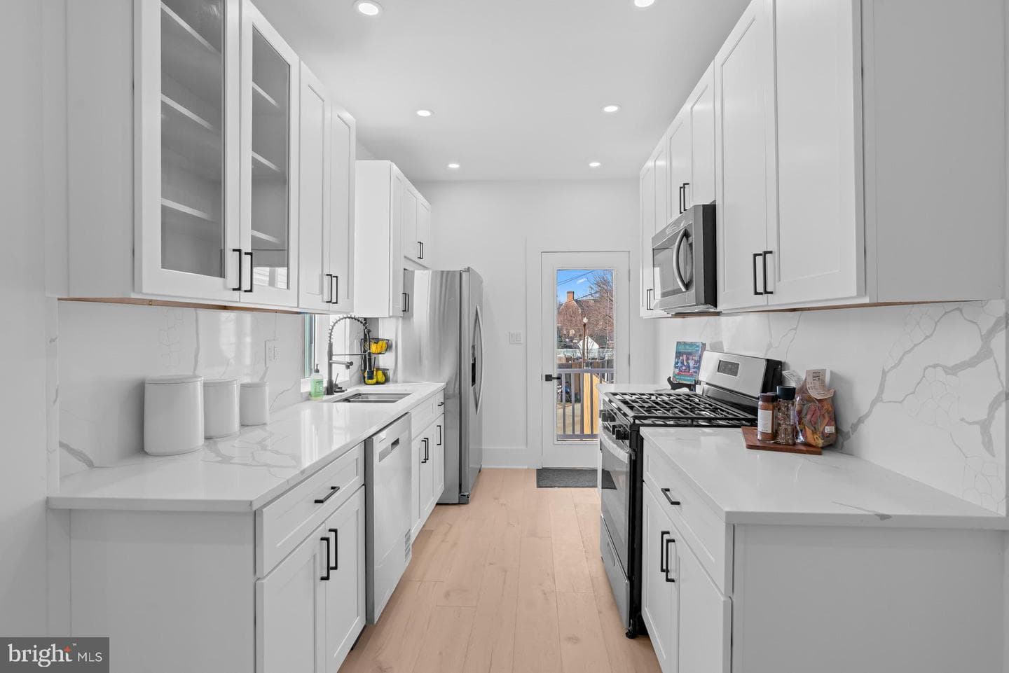 939 Shepherd Street NW photo 19