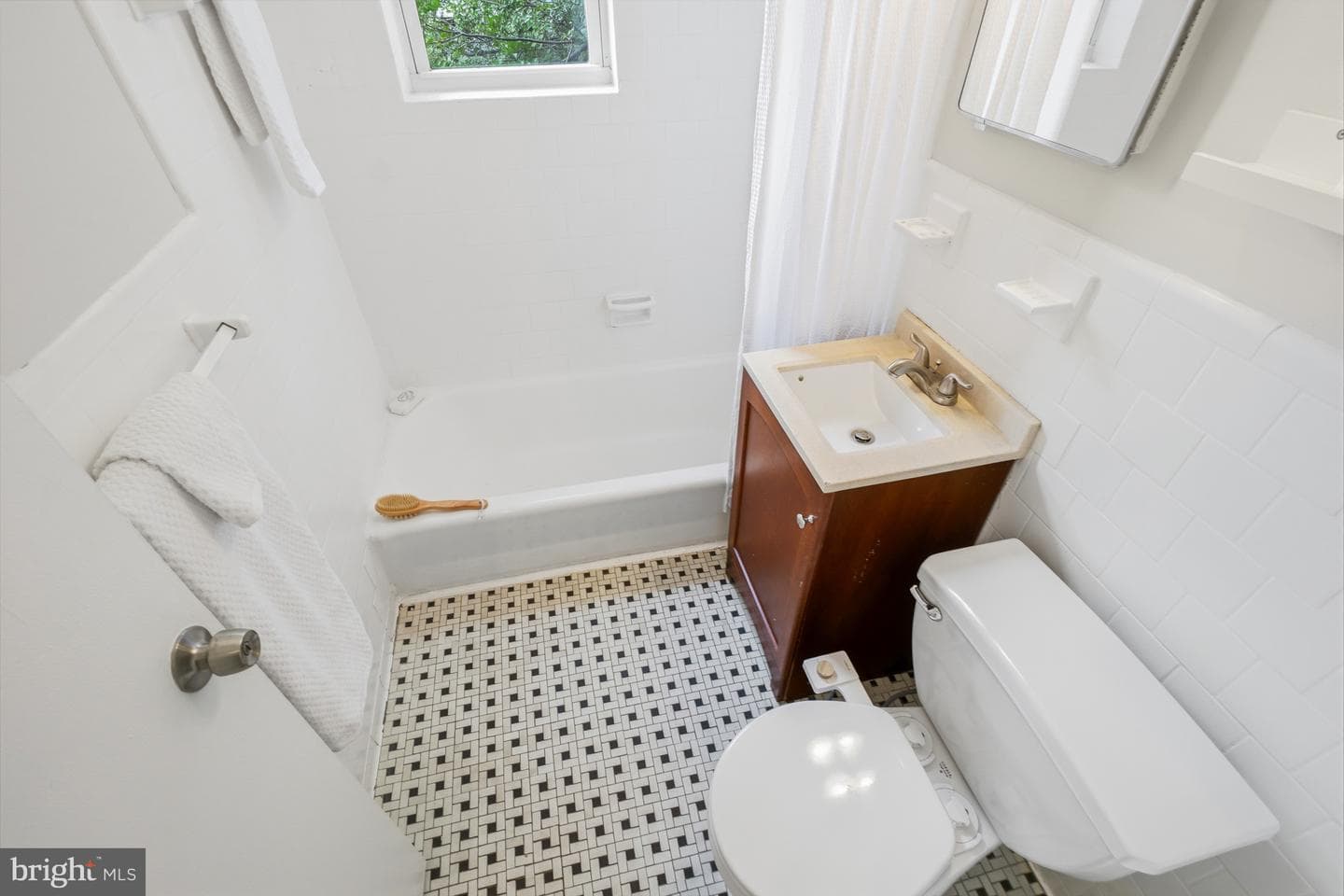 626 Independence Avenue SE #304 photo 24