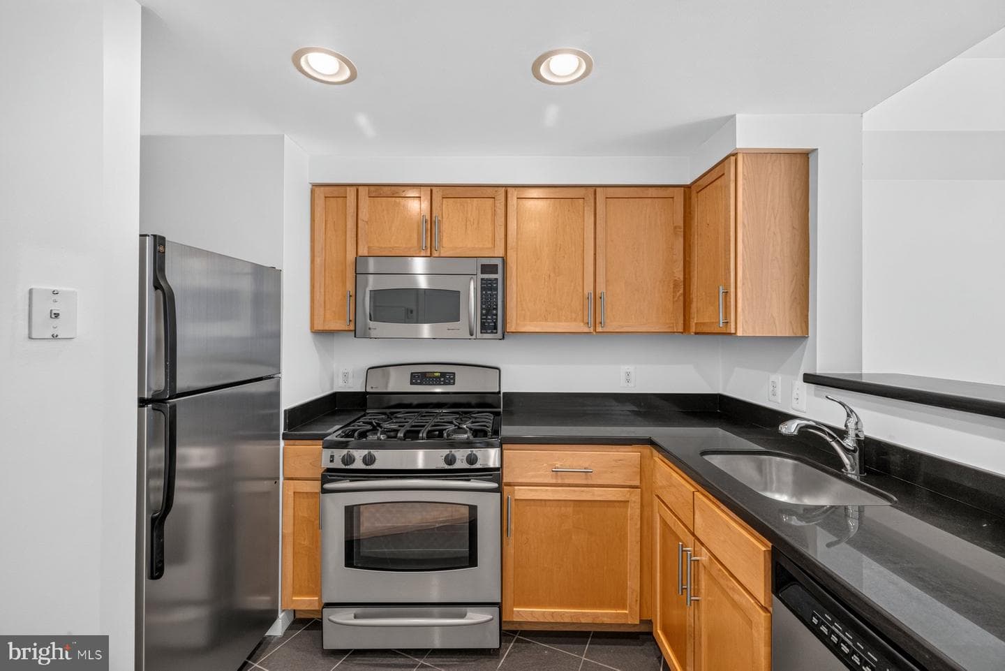 3883 Connecticut Avenue NW #206 photo 11