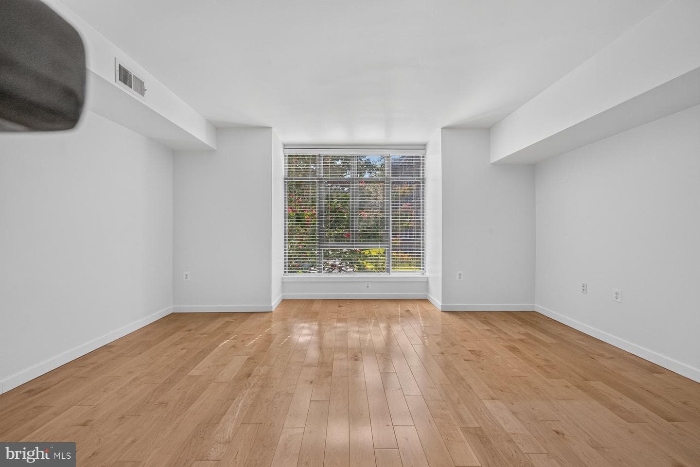 3883 Connecticut Avenue NW #206 photo 17