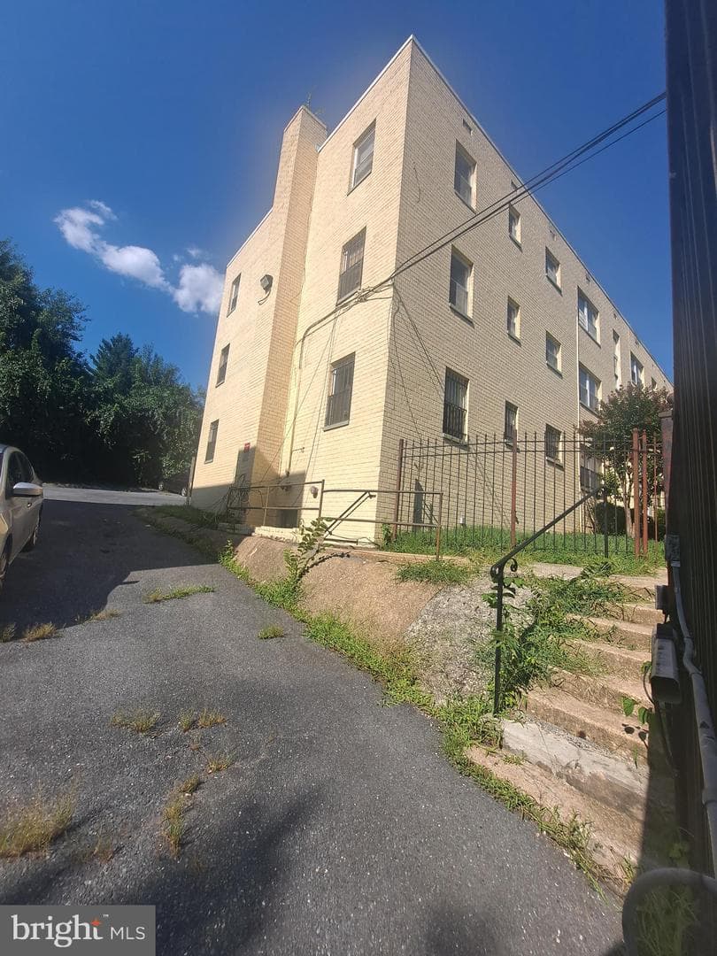 4810 C Street SE #301 photo 1