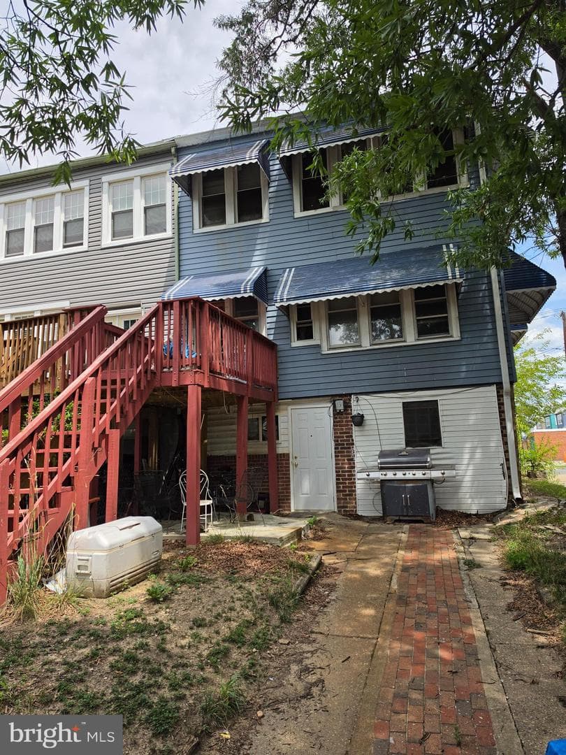 410 Nicholson Street NW photo 3