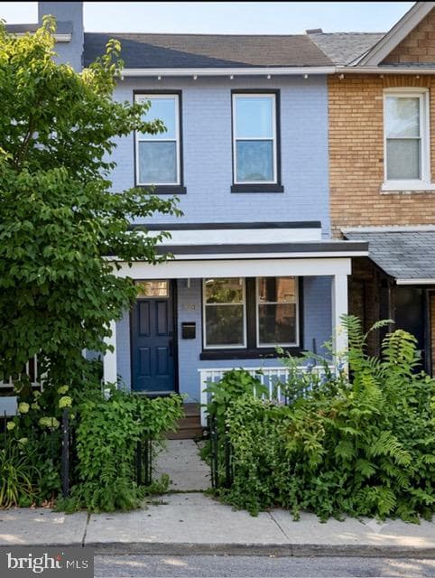 613 18th Street NE photo 1