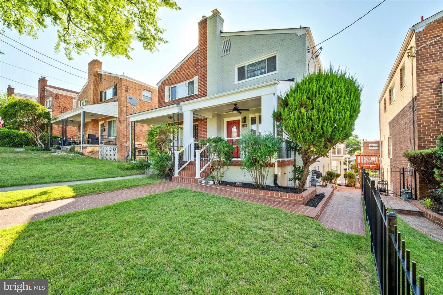 409 Jefferson Street NE photo 1