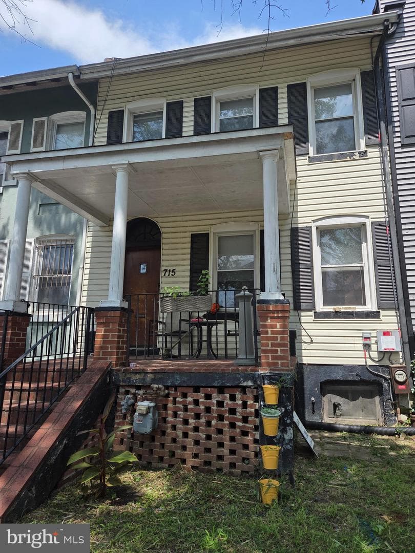 715 Shepherd Street NW photo 1
