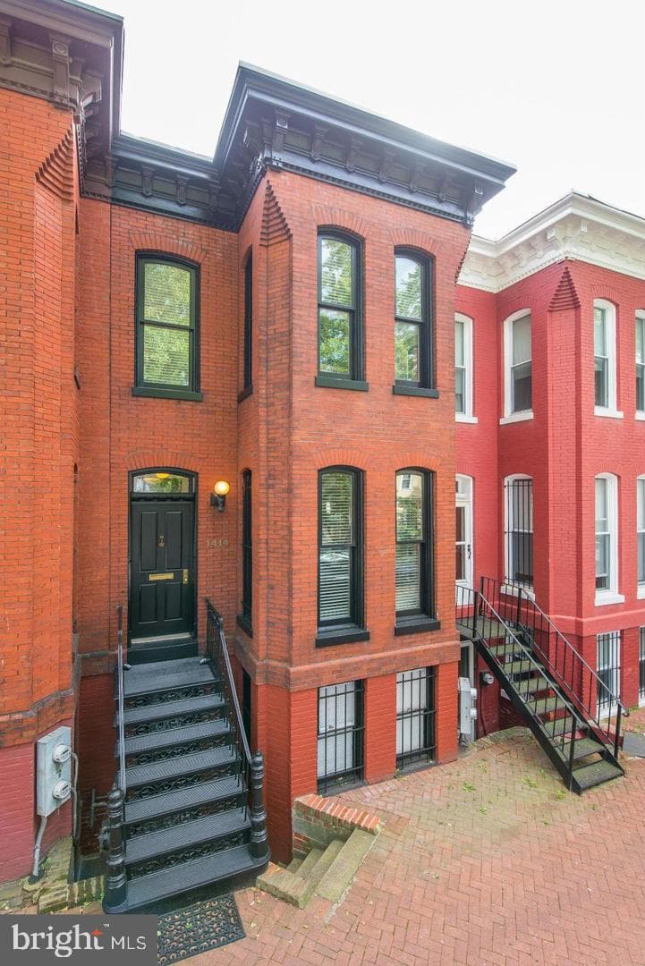 1414 Swann Street NW photo 1