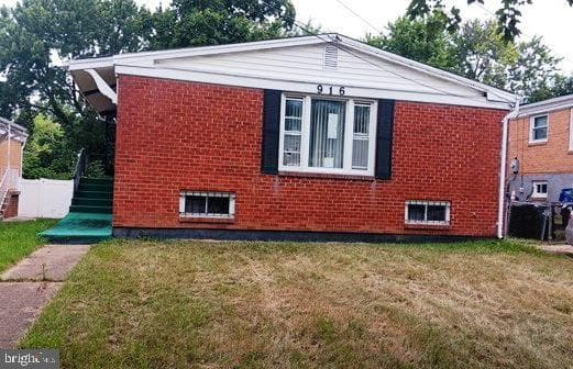 916 Hilltop Terrace SE photo 1