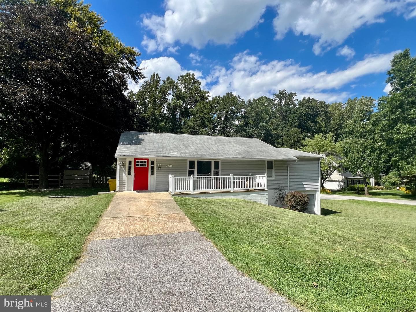 788 Paul Birch Drive photo 20