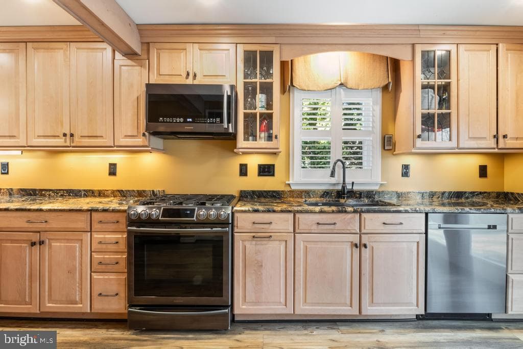 840 Walnut Avenue photo 16