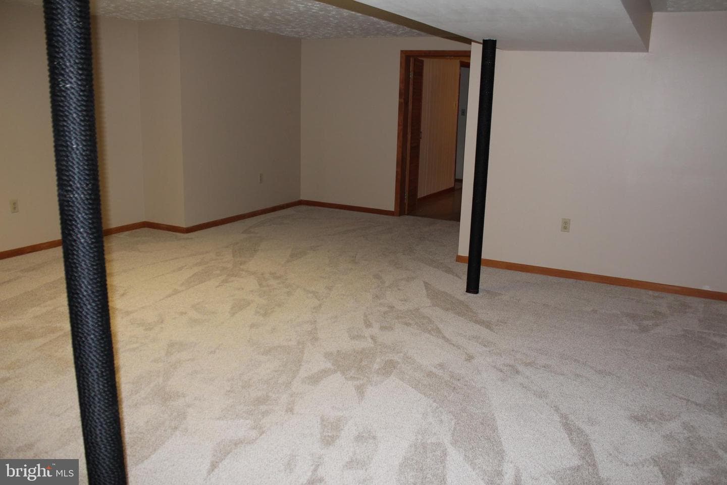 832 Lucky Road photo 36