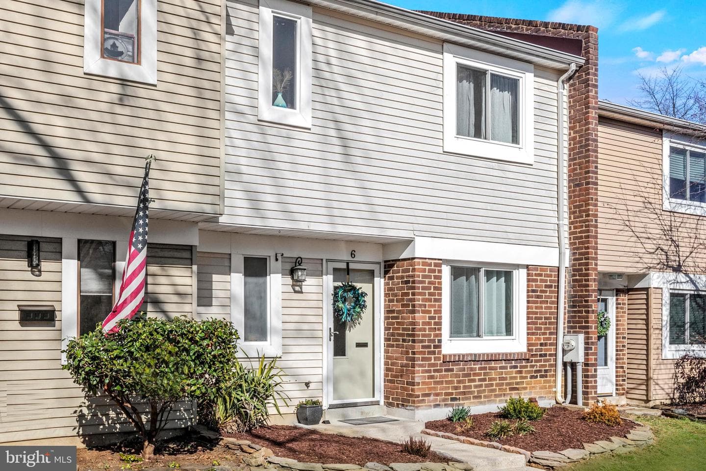 6 Rockwell Court photo 1