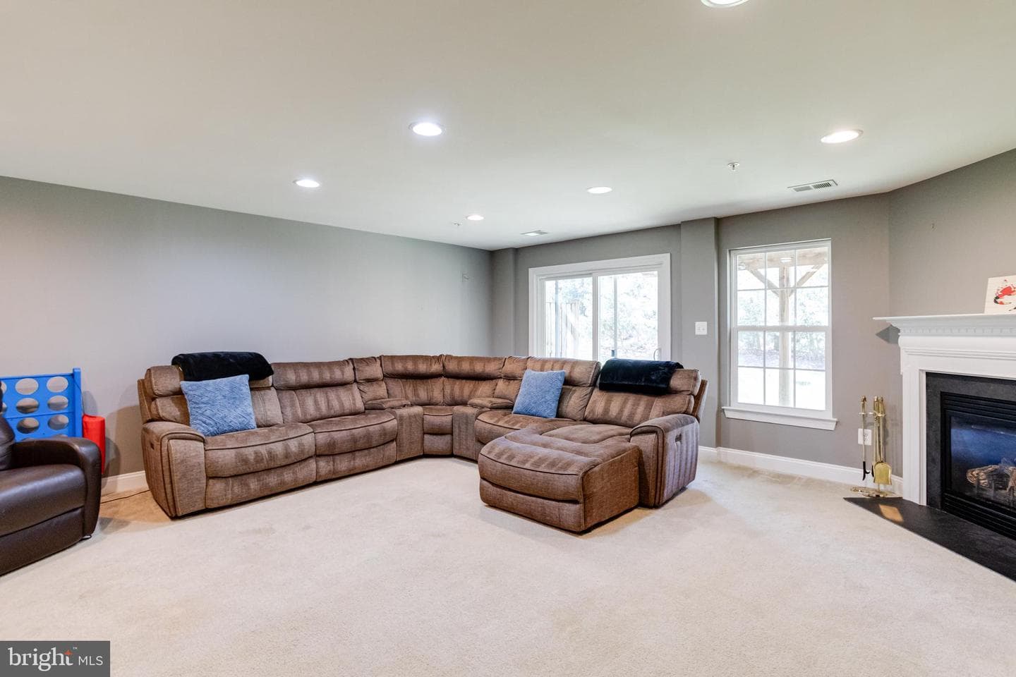 7674 Timbercross Lane photo 9