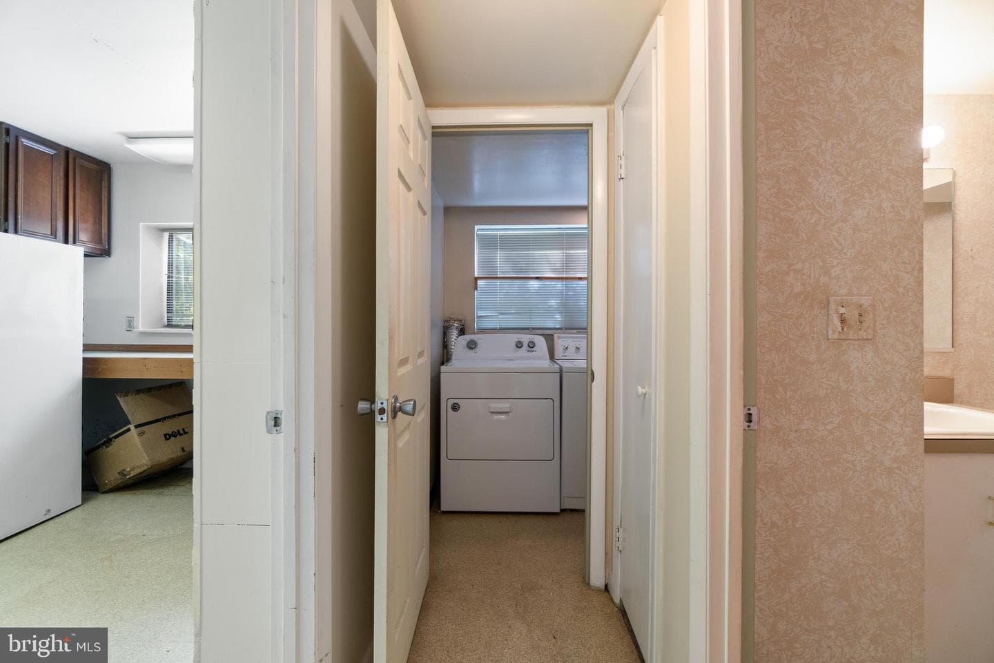 1817 Glade Court photo 31