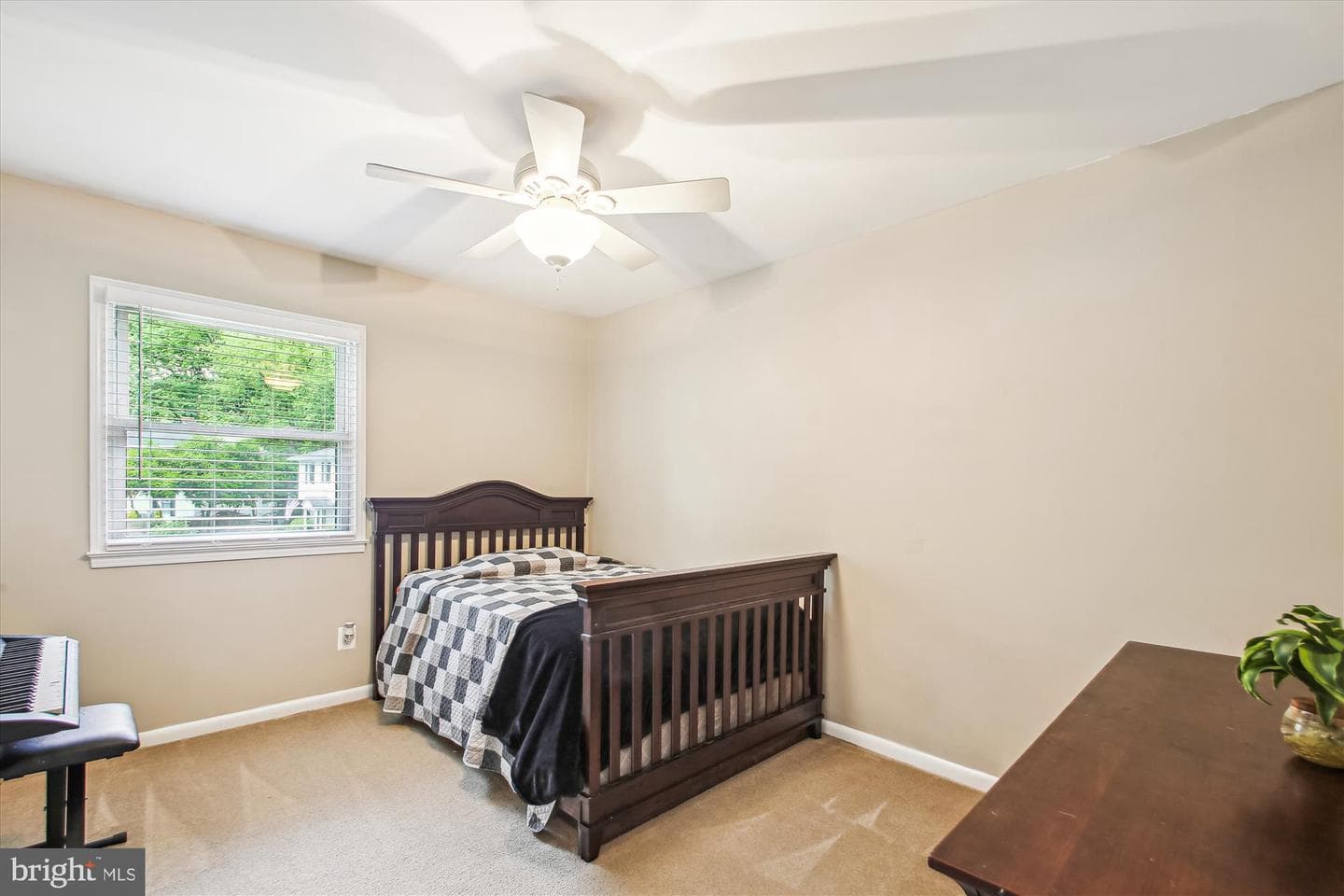 992 Seville Court photo 22