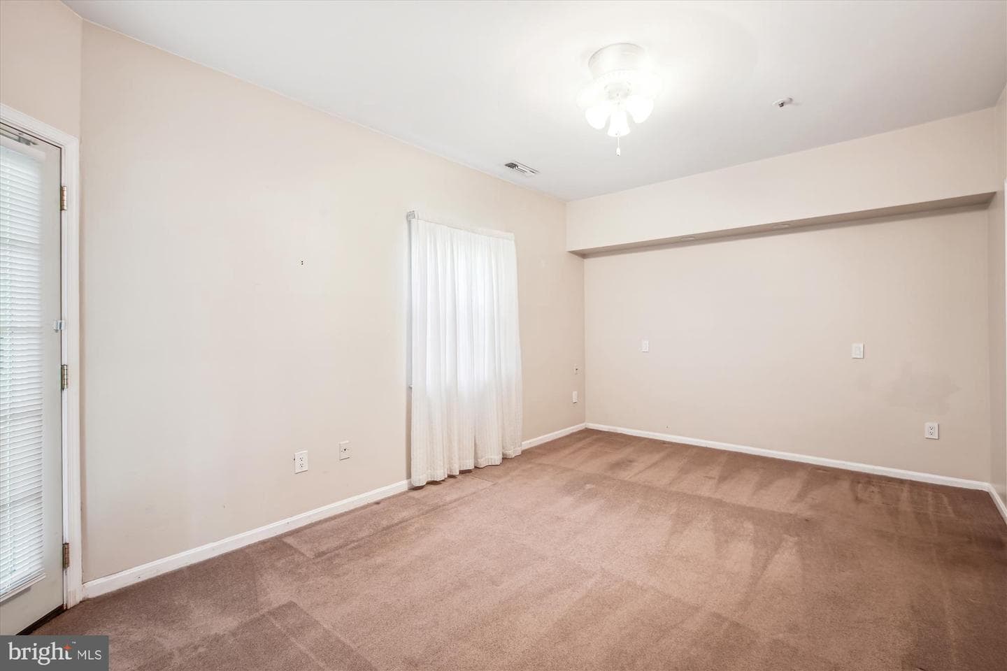 2708 Summerview Way #102 photo 13
