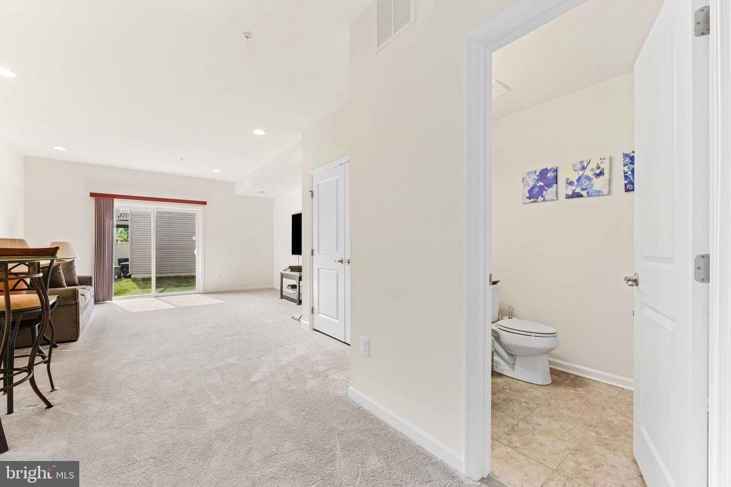 8043 Elton Street photo 23