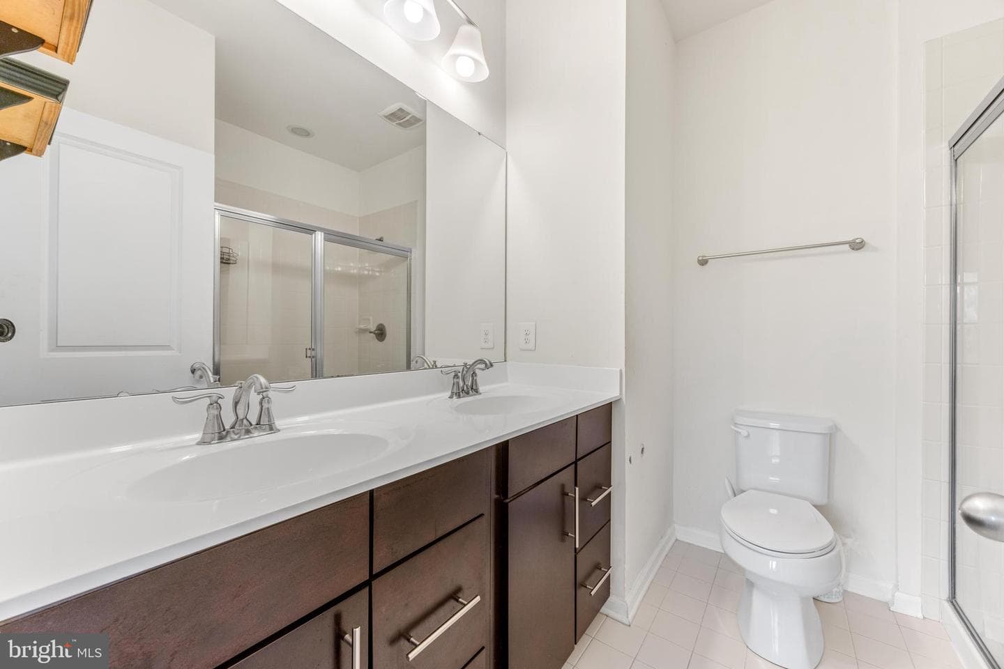 426 Willow Bend Drive photo 32