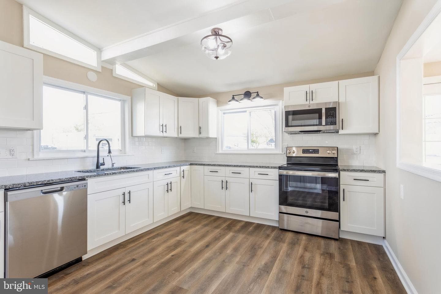 1666 Bay Ridge Road photo 14