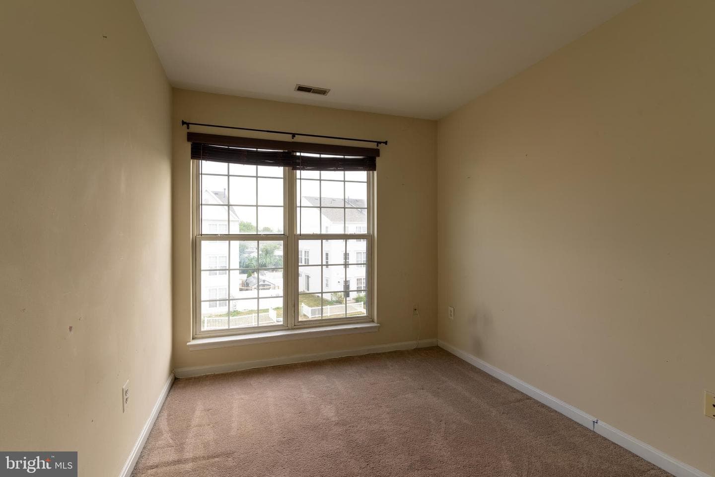 657 Sprite Way photo 14