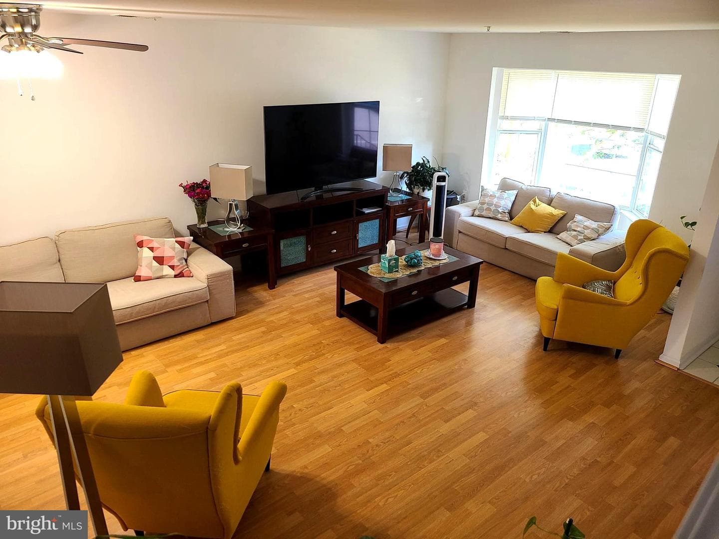 1005 Simsbury Court photo 4