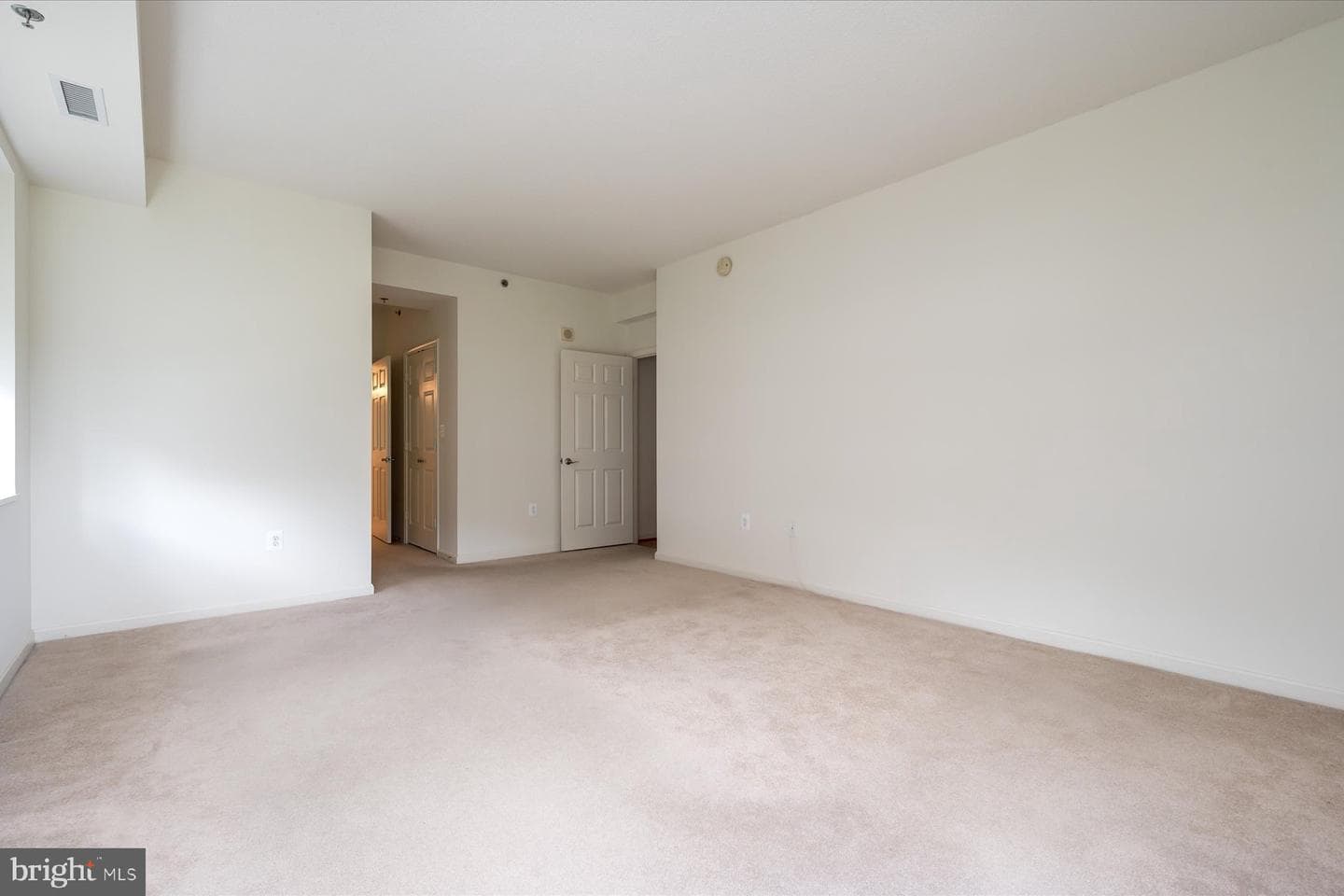 940 Astern Way #302 photo 18