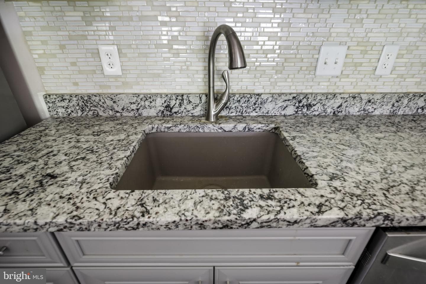 823 Deering Road #7m photo 15