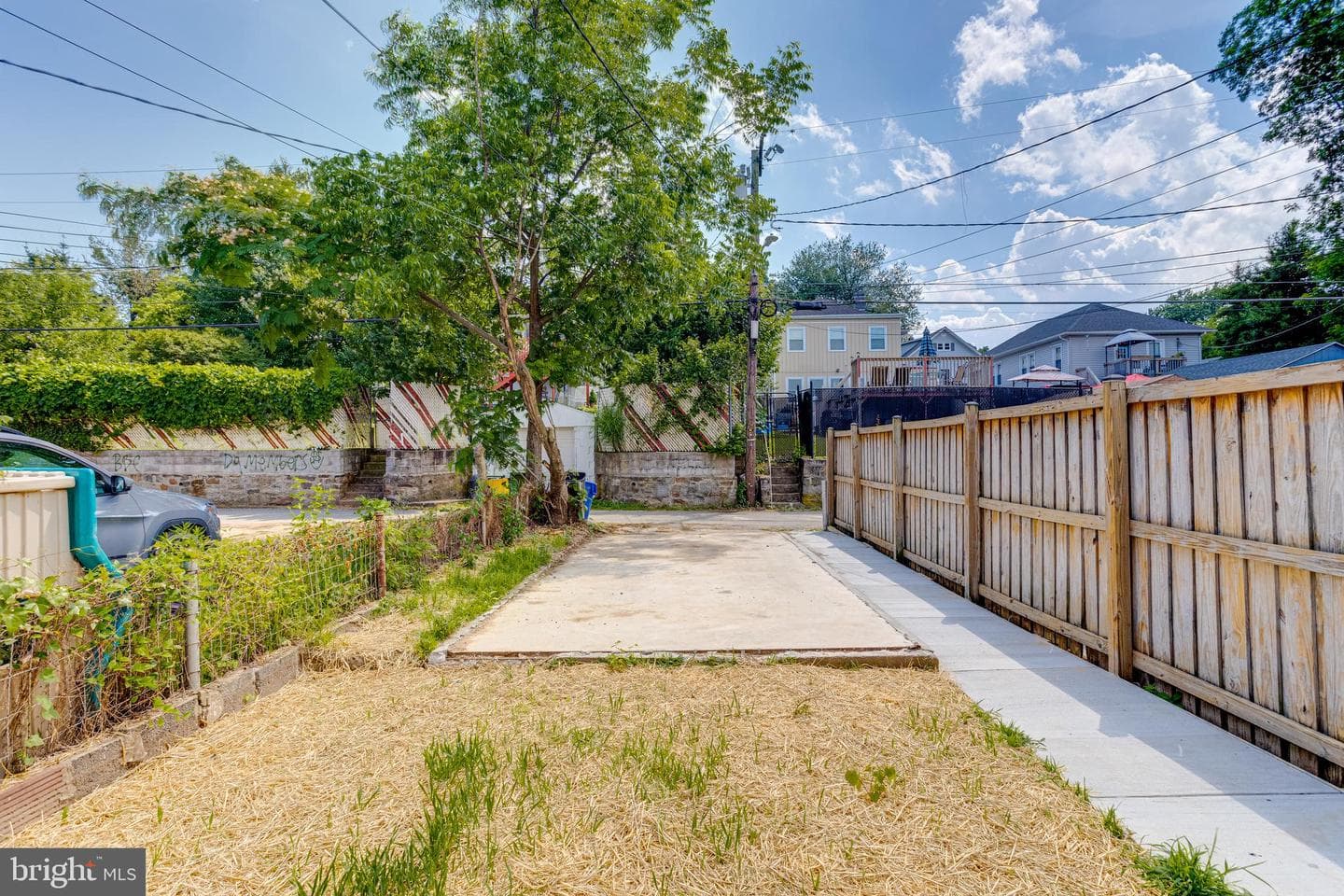 131 W Meadow Road photo 44