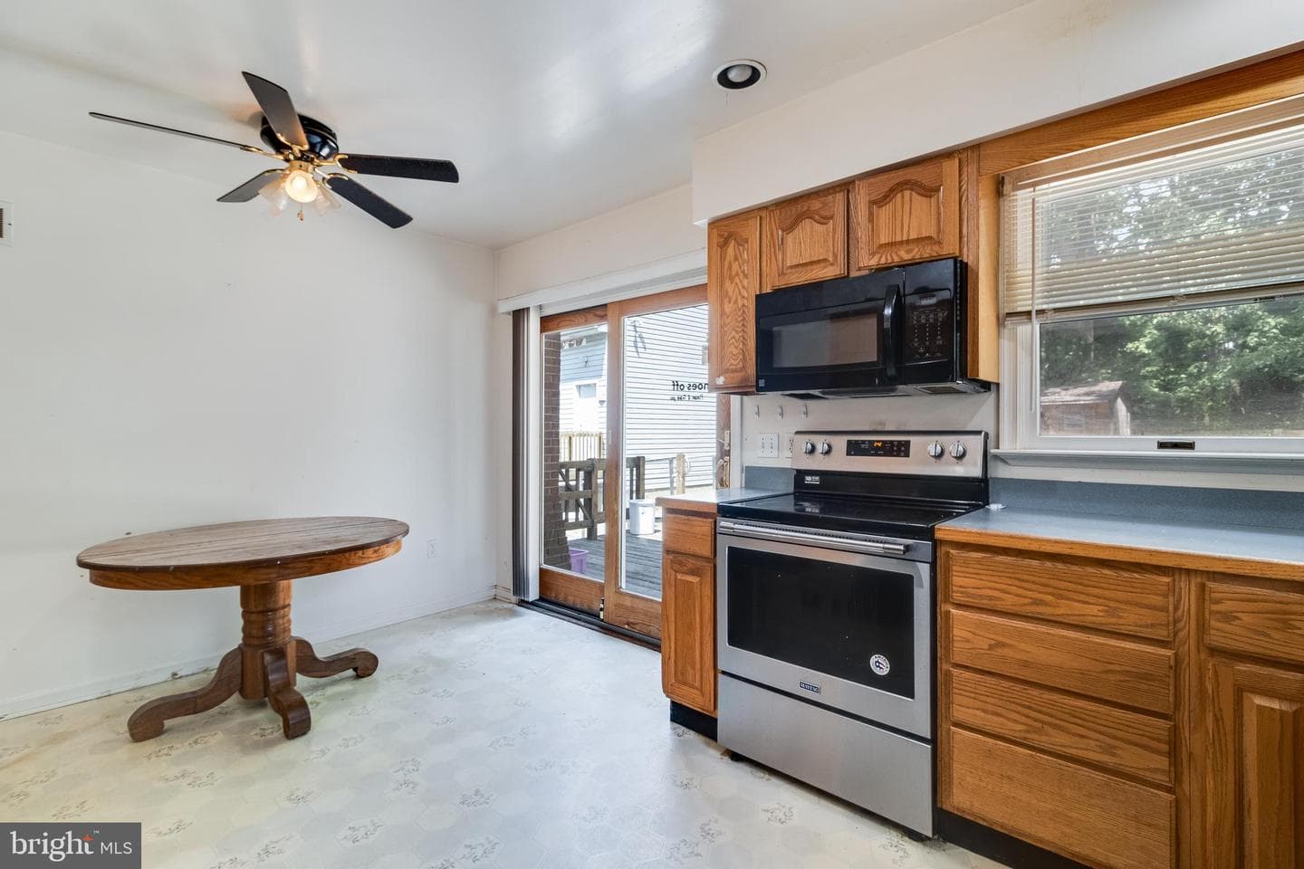 8453 Woodland Road photo 12