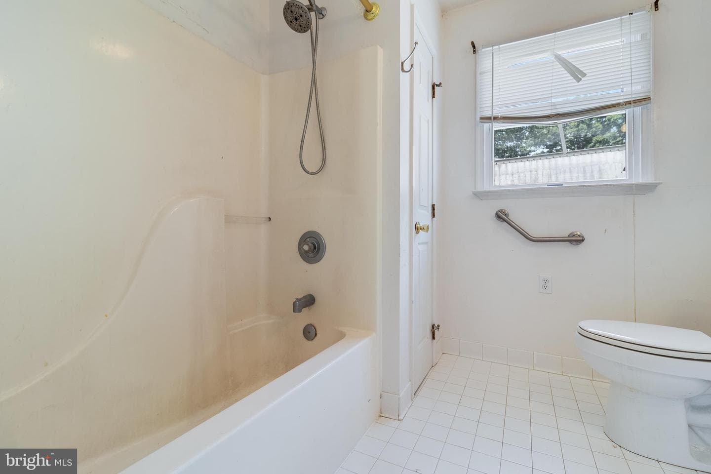 8453 Woodland Road photo 18