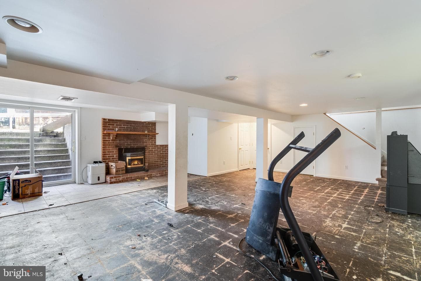 8453 Woodland Road photo 27