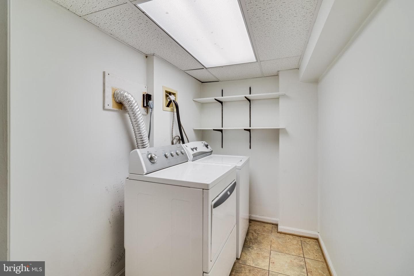 8453 Woodland Road photo 29