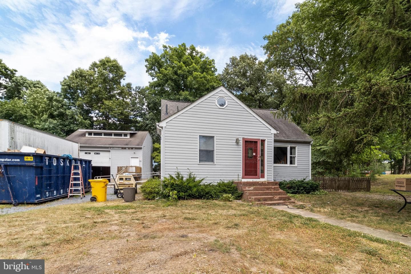 8453 Woodland Road photo 3