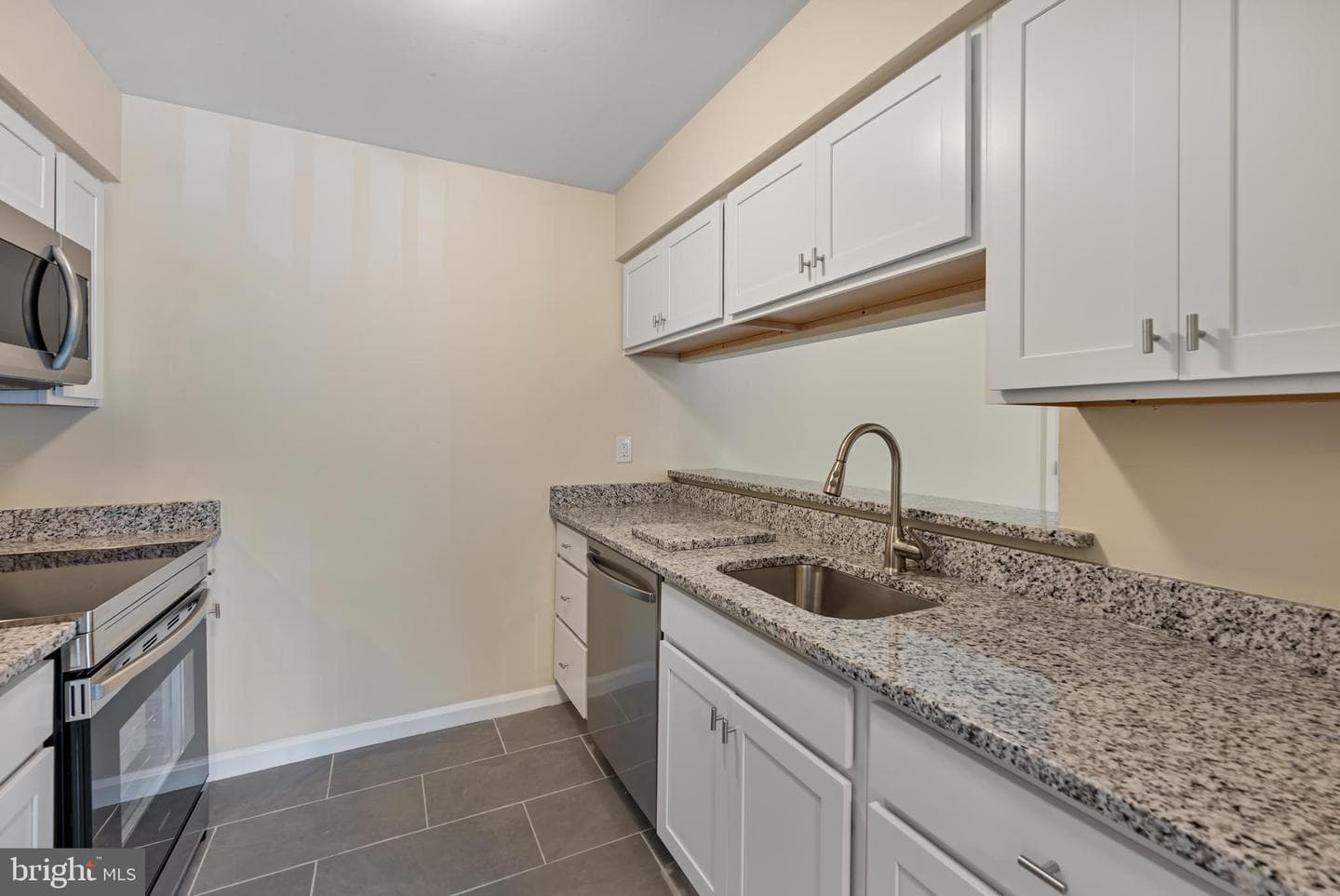 206 Spring Maiden Court #204 photo 15