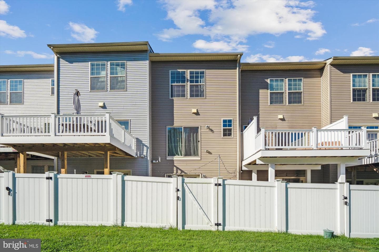 8148 Hollow Court photo 30