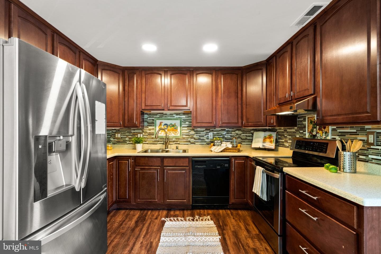 1492 Mara Vista Court photo 8