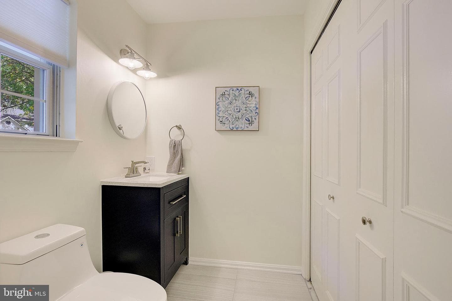 3243 Blackwalnut Drive photo 9