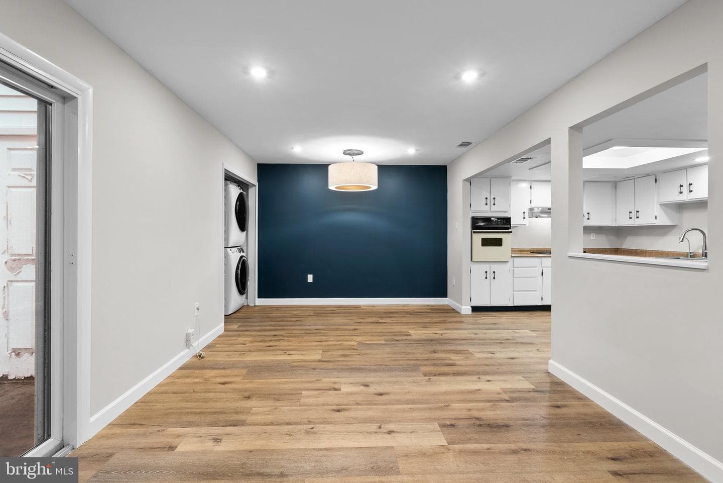 1736 Waldorf Court photo 19