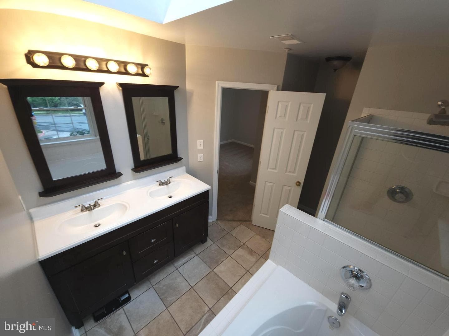 7903 Canter Court photo 34