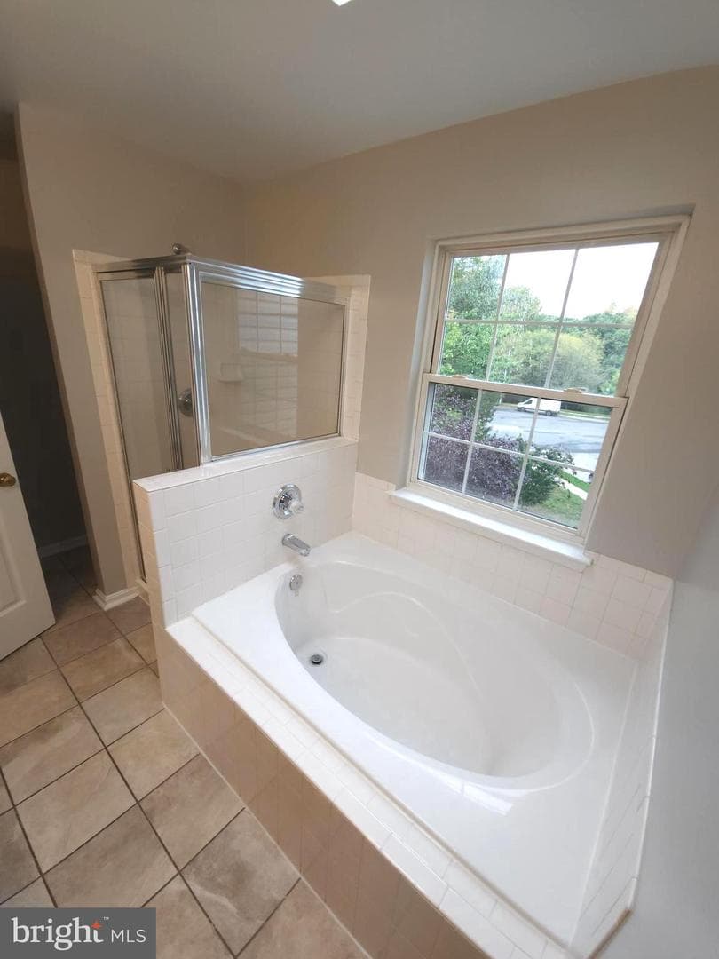 7903 Canter Court photo 36