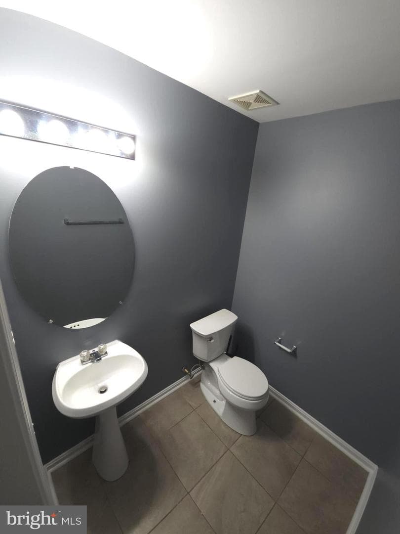 7903 Canter Court photo 62
