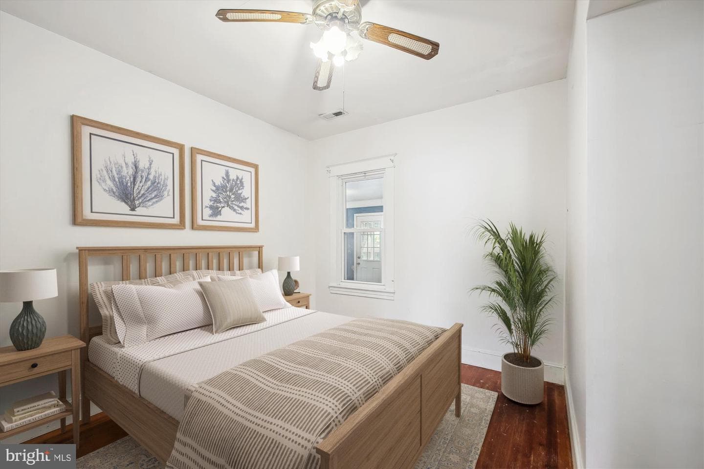 611 Clark Avenue photo 9