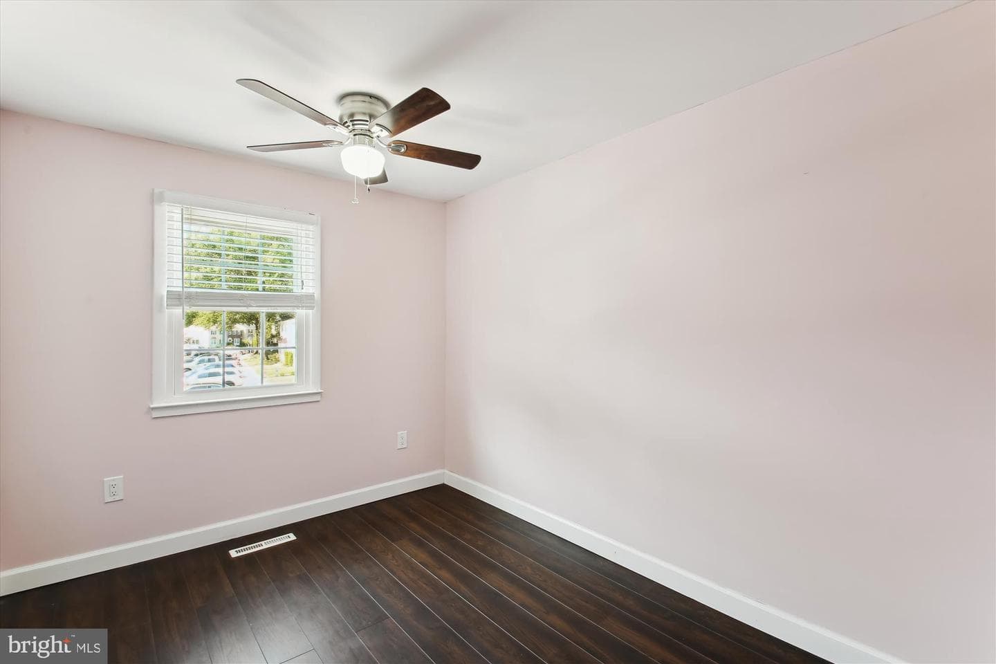 1742 Foxdale Court #135 photo 26