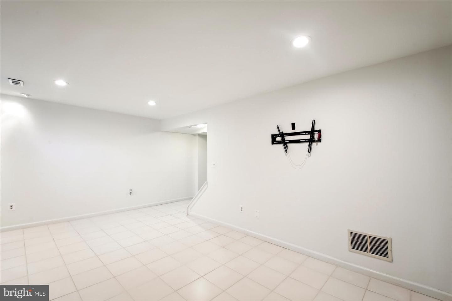 1742 Foxdale Court #135 photo 35