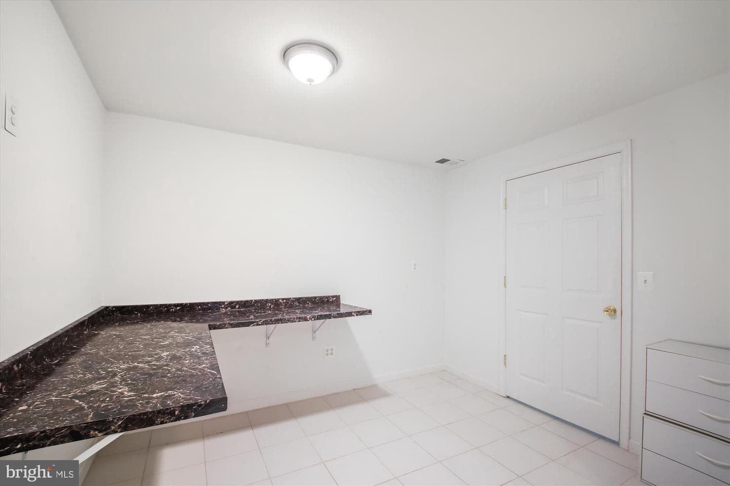 1742 Foxdale Court #135 photo 36
