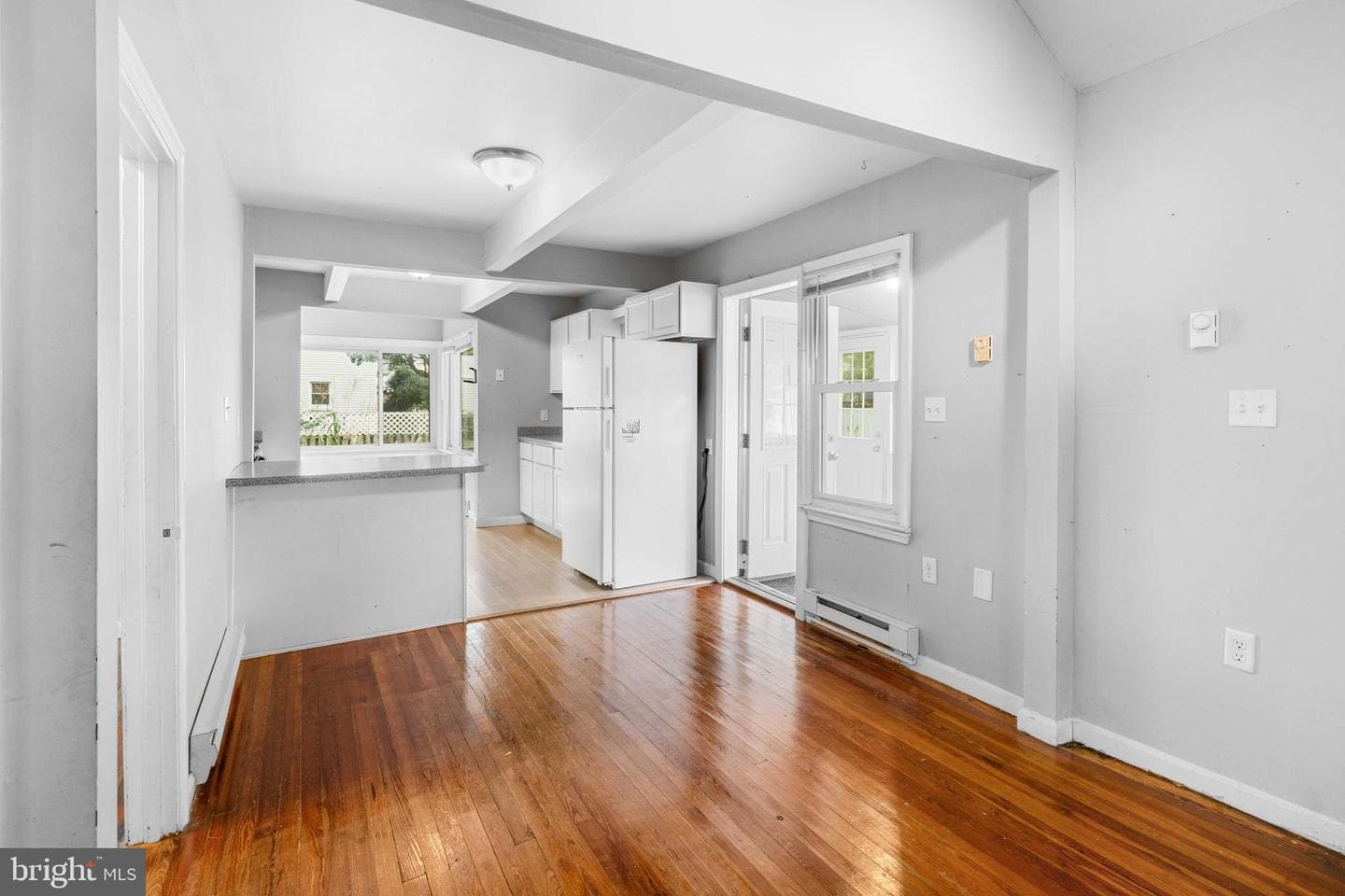 1196 Maple Avenue photo 12
